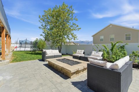 Tiny photo for 4054 S MOUNTAIN MOON DR, Saratoga Springs, UT 84045 (MLS # 2150664)