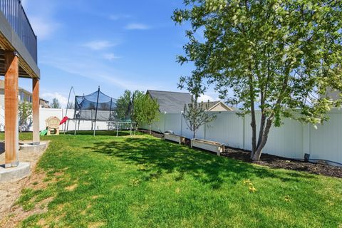 Tiny photo for 4054 S MOUNTAIN MOON DR, Saratoga Springs, UT 84045 (MLS # 2150664)