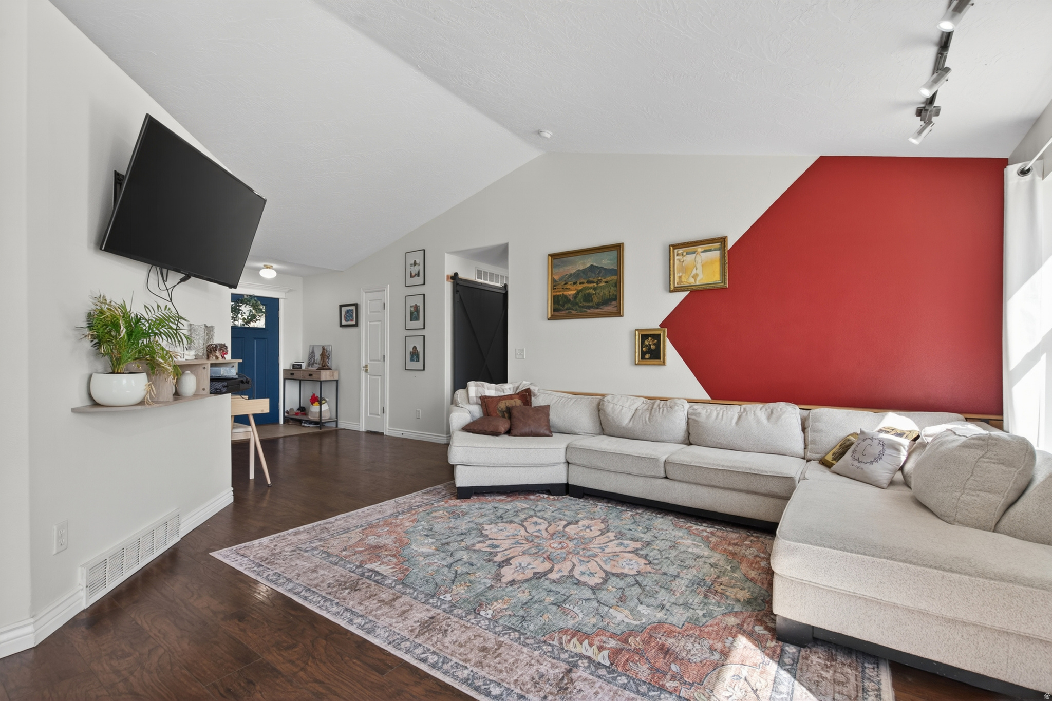 LAKE MOUNTAIN ESTATES - Residential