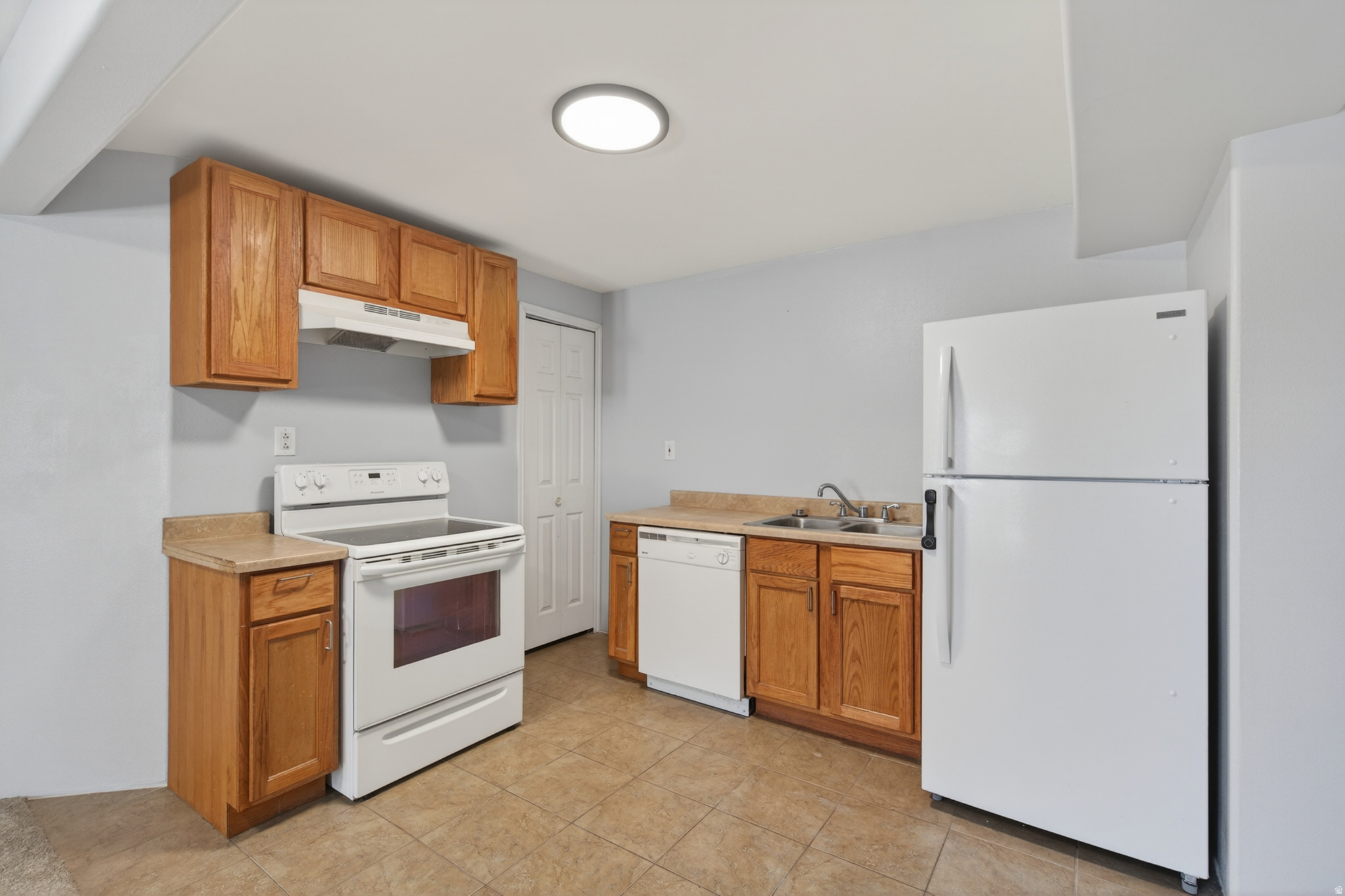 LAKE MOUNTAIN ESTATES - Residential