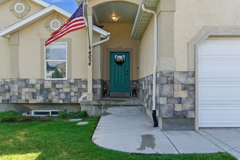 Tiny photo for 4054 S MOUNTAIN MOON DR, Saratoga Springs, UT 84045 (MLS # 2150664)