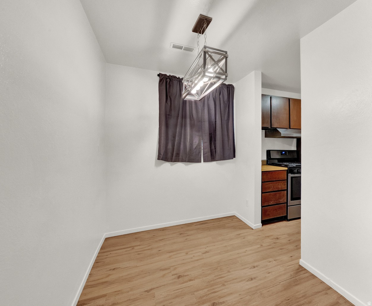 WILLOWS CONDM - Residential