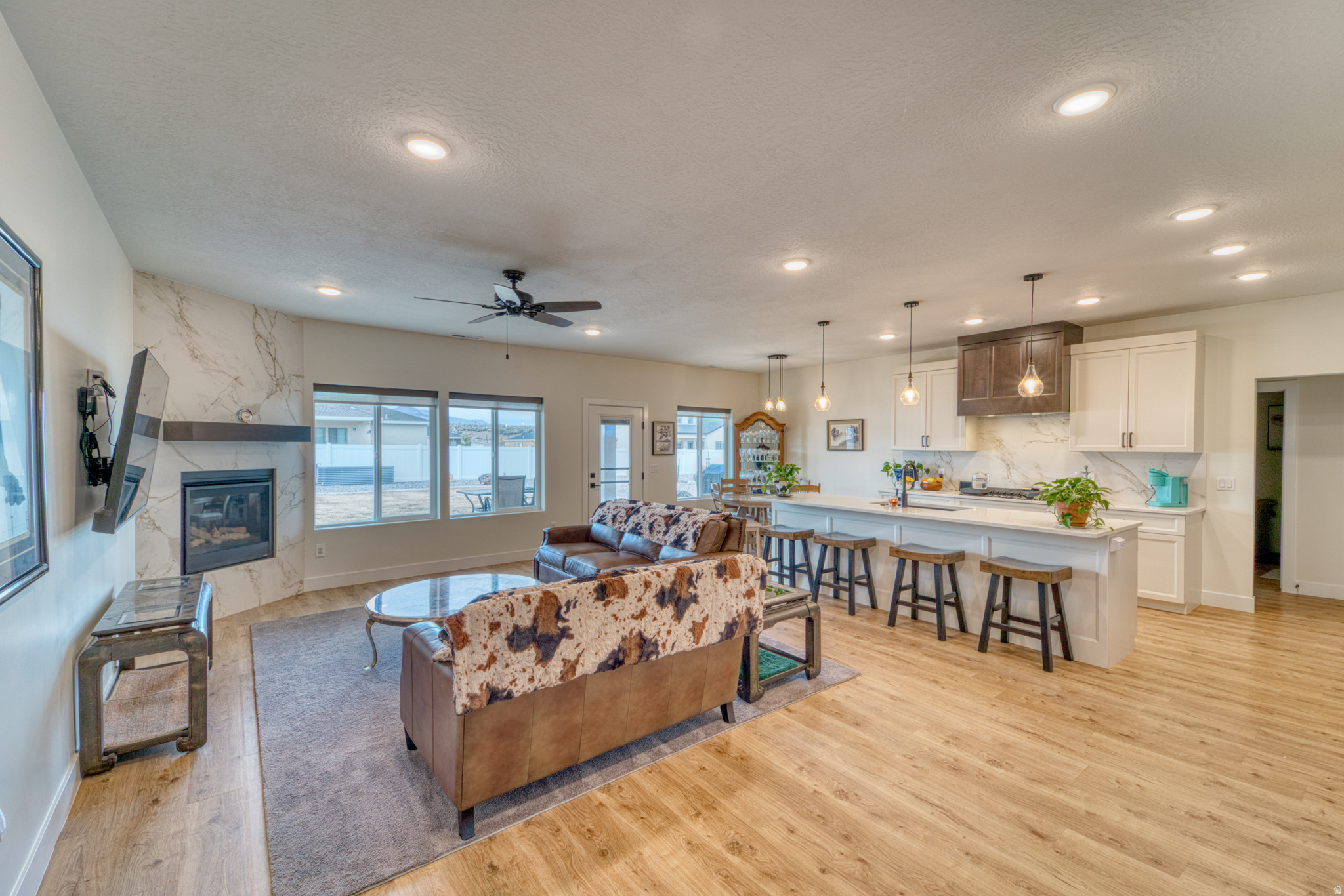 ASPEN VALLEY ESTATES - Residential