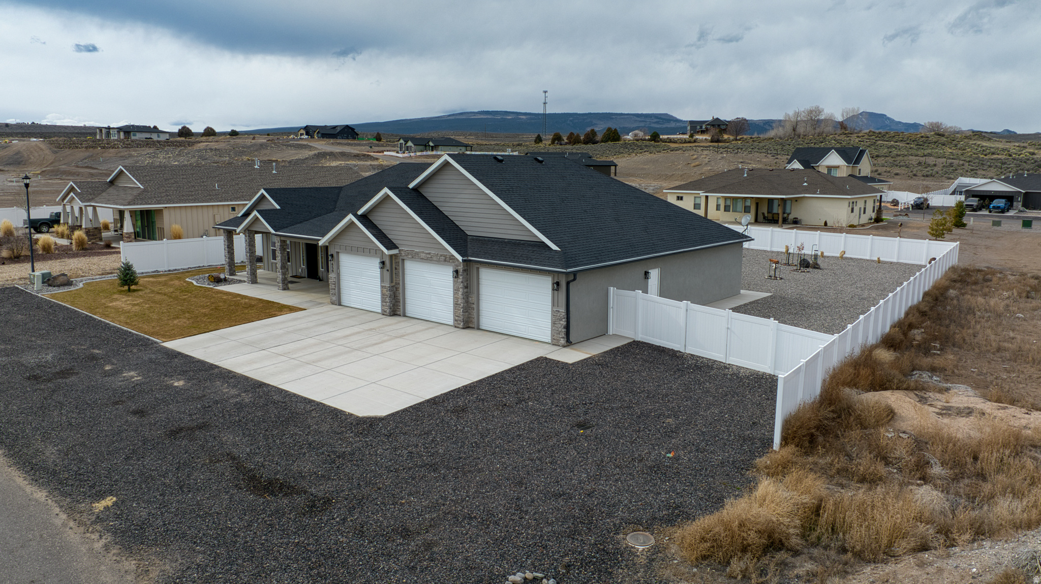 ASPEN VALLEY ESTATES - Residential