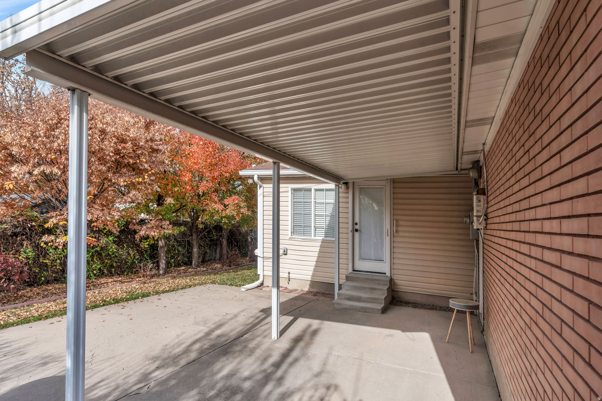 GOLDEN ACRES #8 - Residential