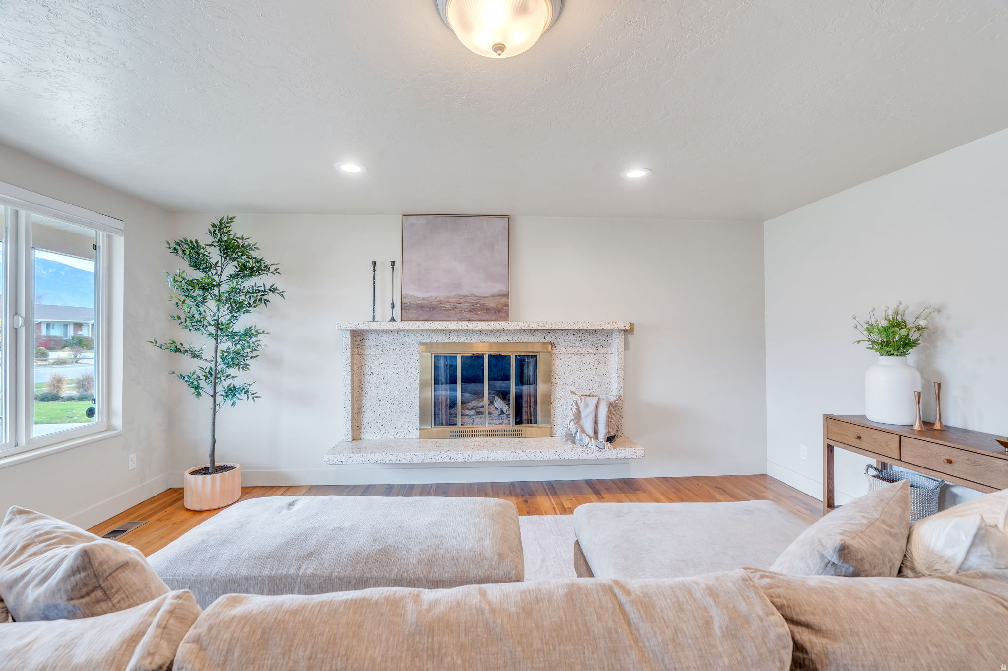 GOLDEN ACRES #8 - Residential