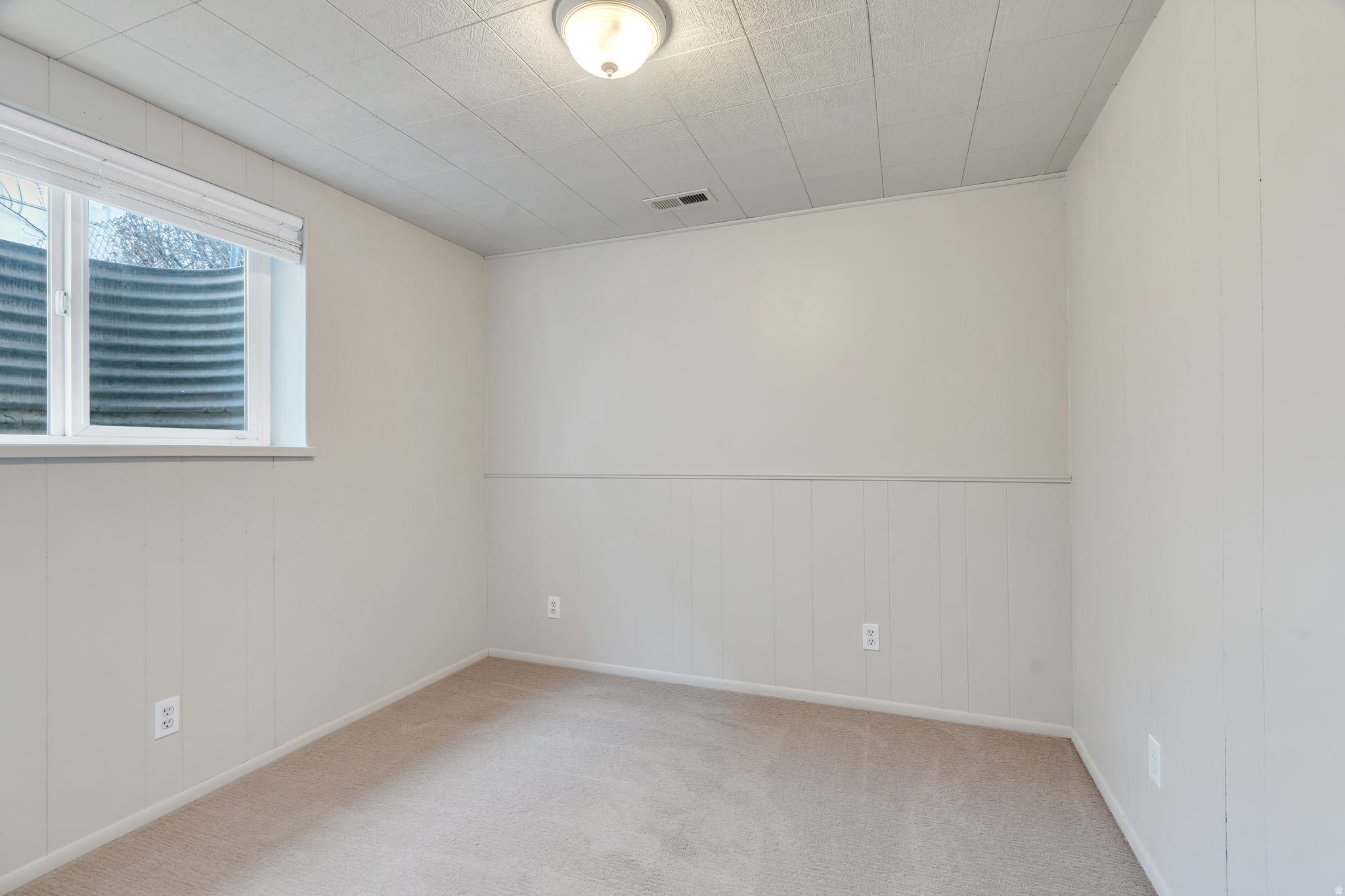 GOLDEN ACRES #8 - Residential