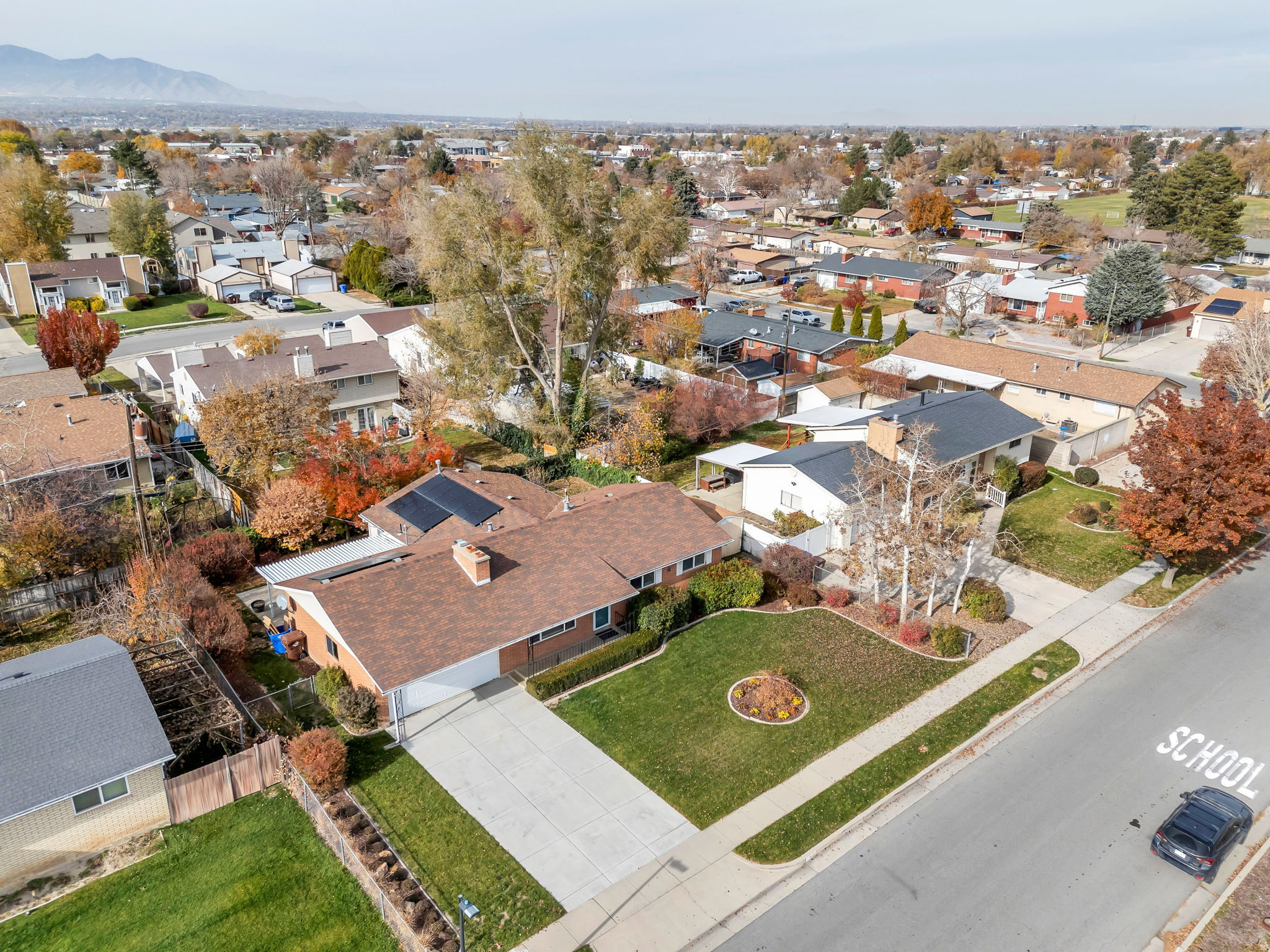 GOLDEN ACRES #8 - Residential