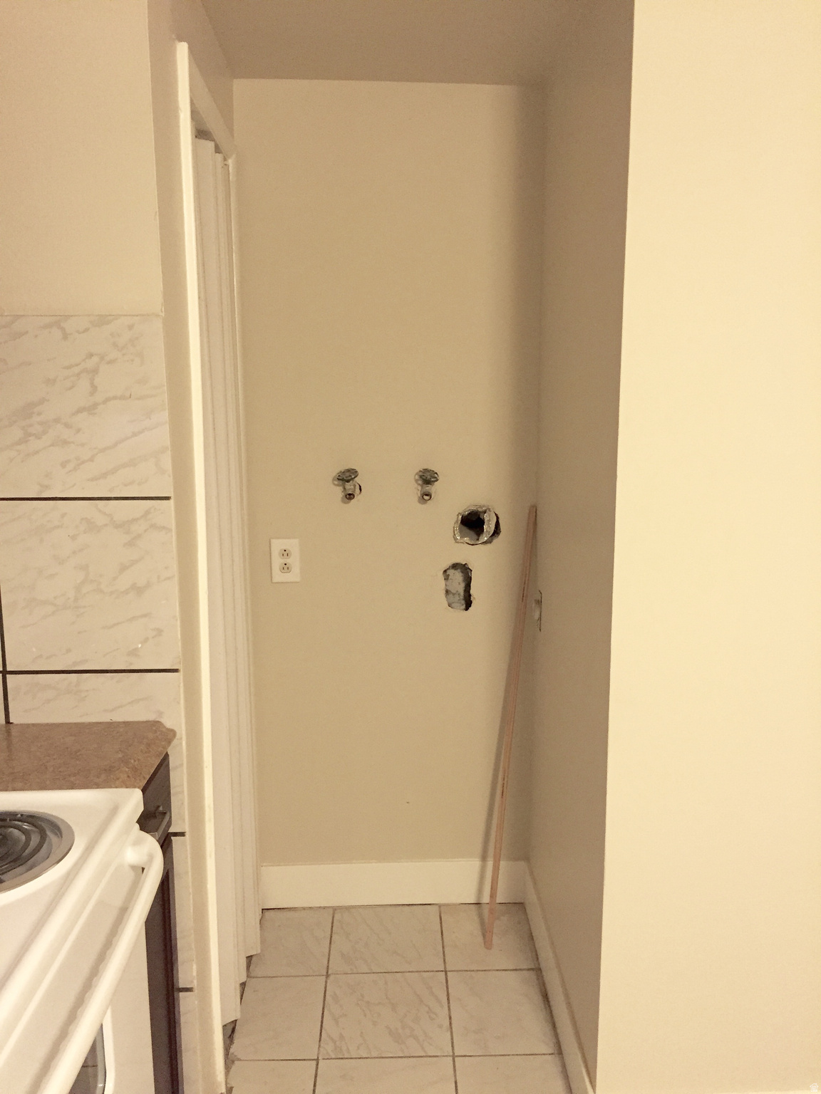 OAKLEY SUB - Residential Income