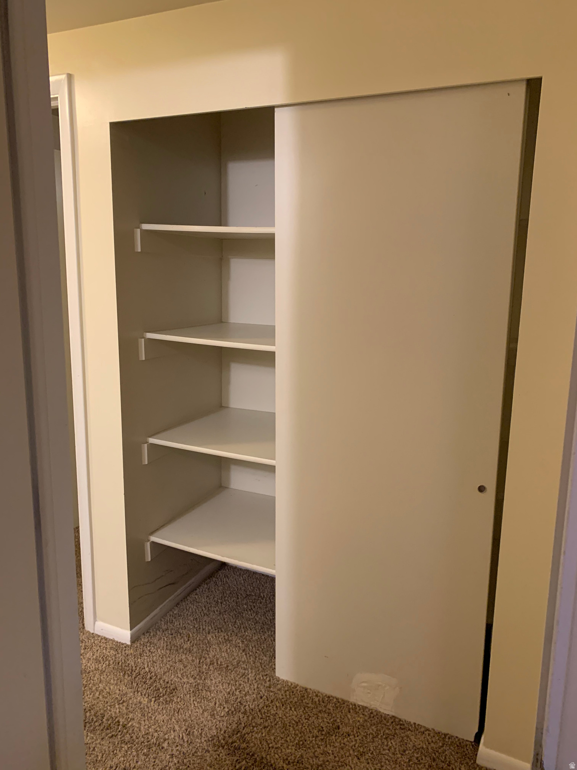 OAKLEY SUB - Residential Income