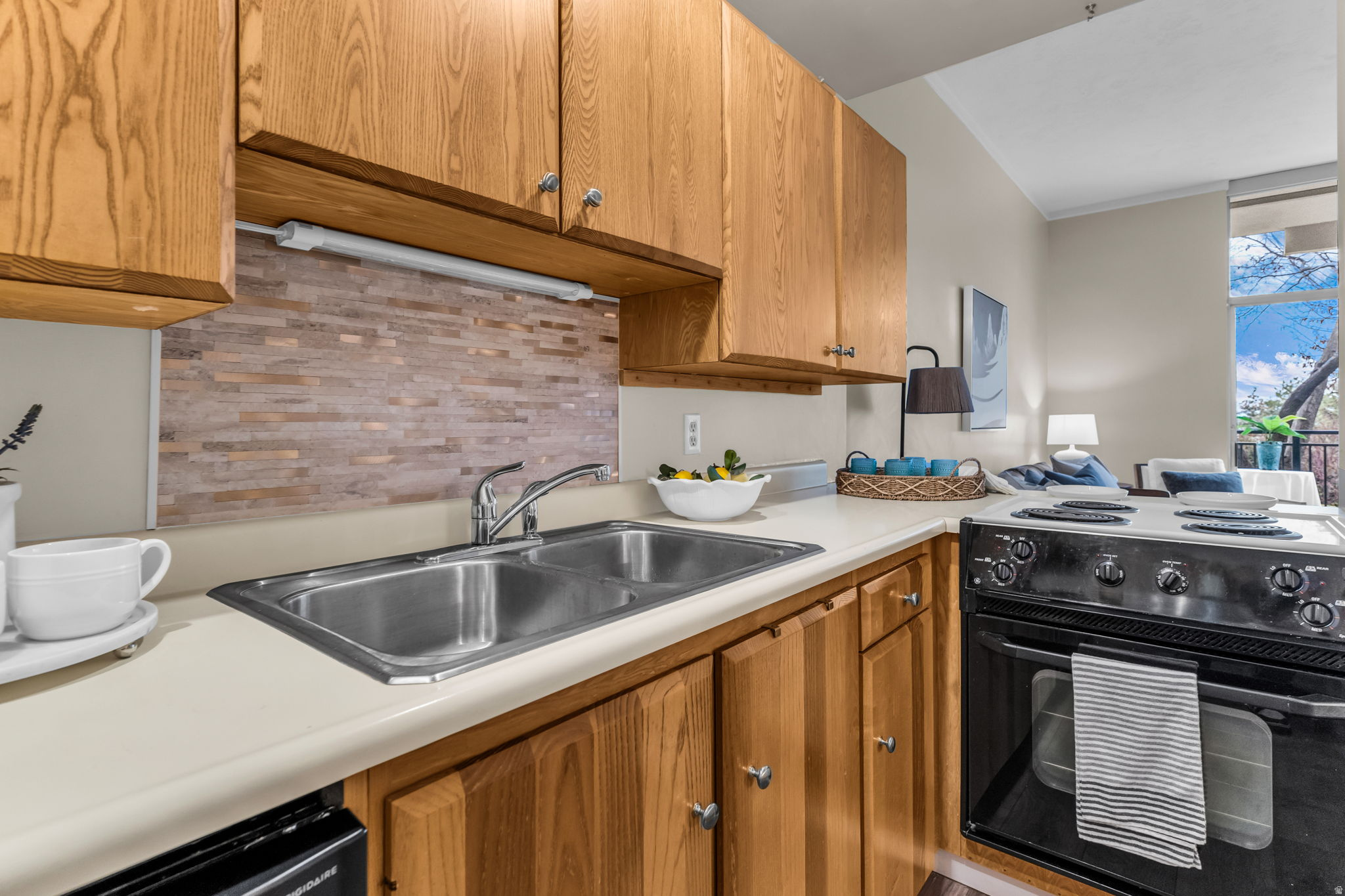 CANYON CREST - Residential