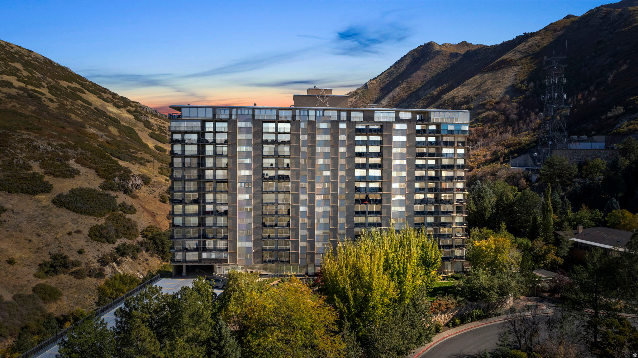 CANYON CREST - Residential