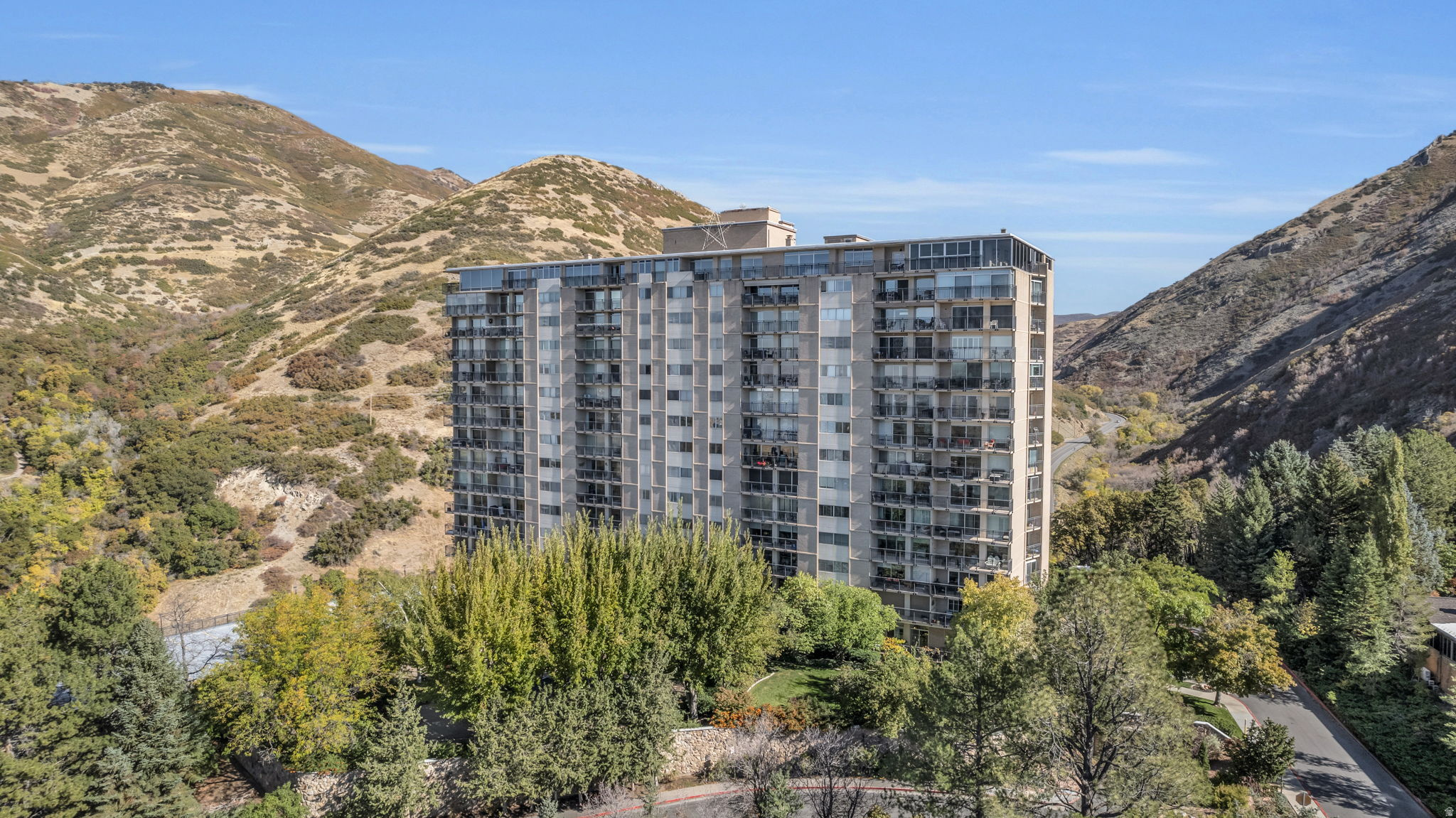 CANYON CREST - Residential