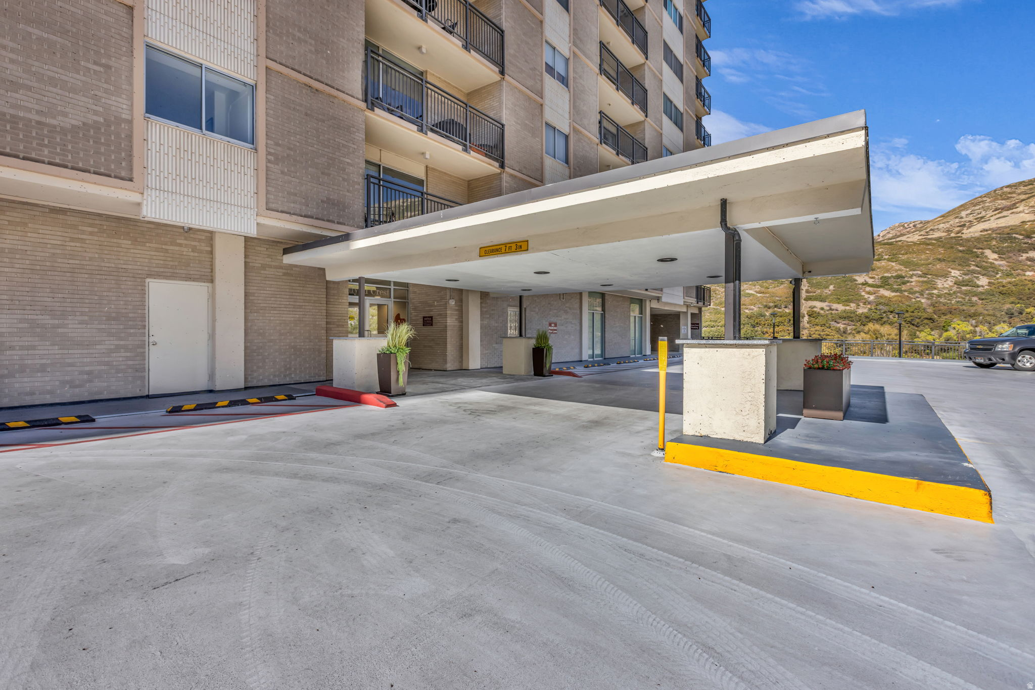 CANYON CREST - Residential