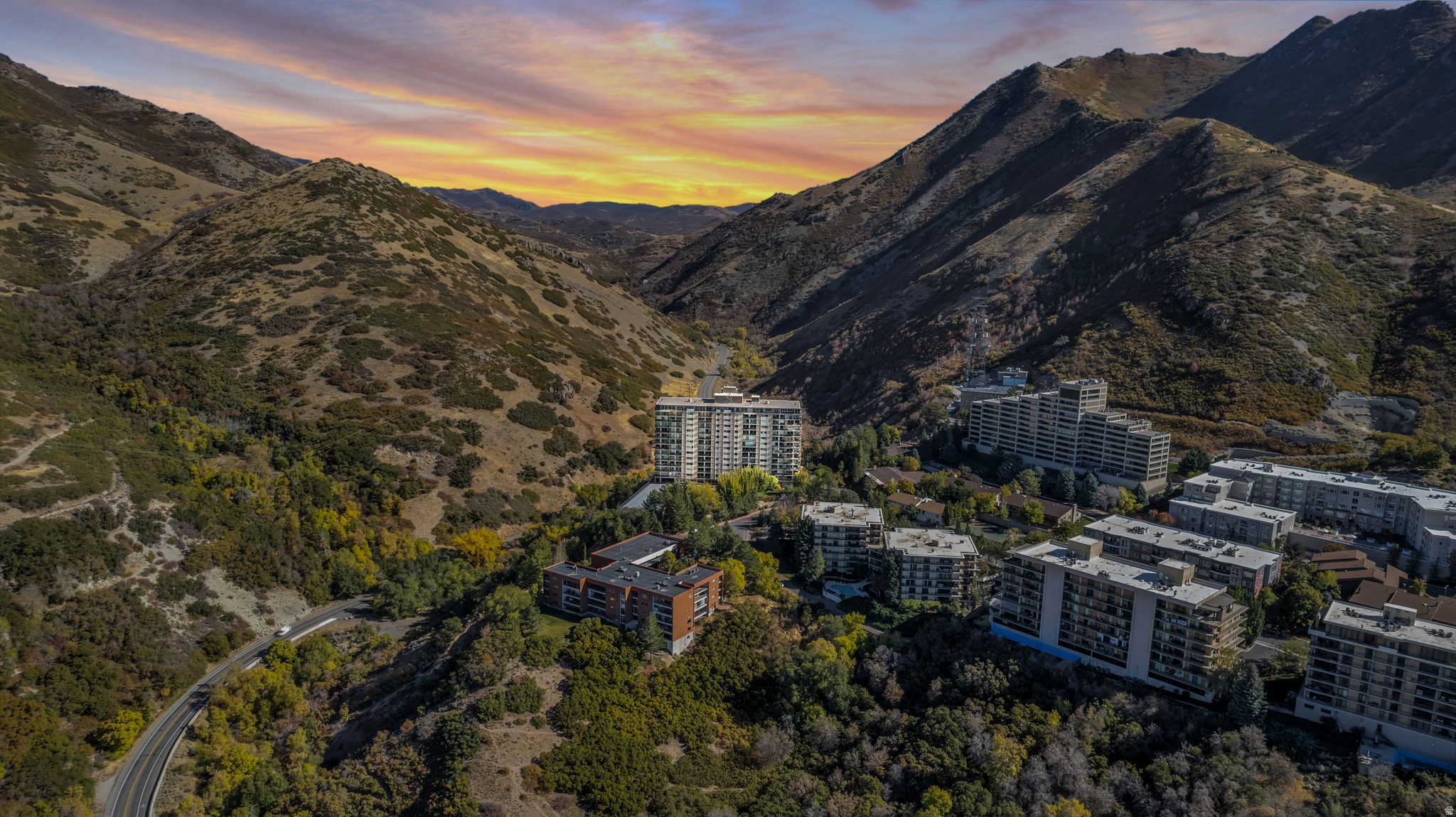 CANYON CREST - Residential