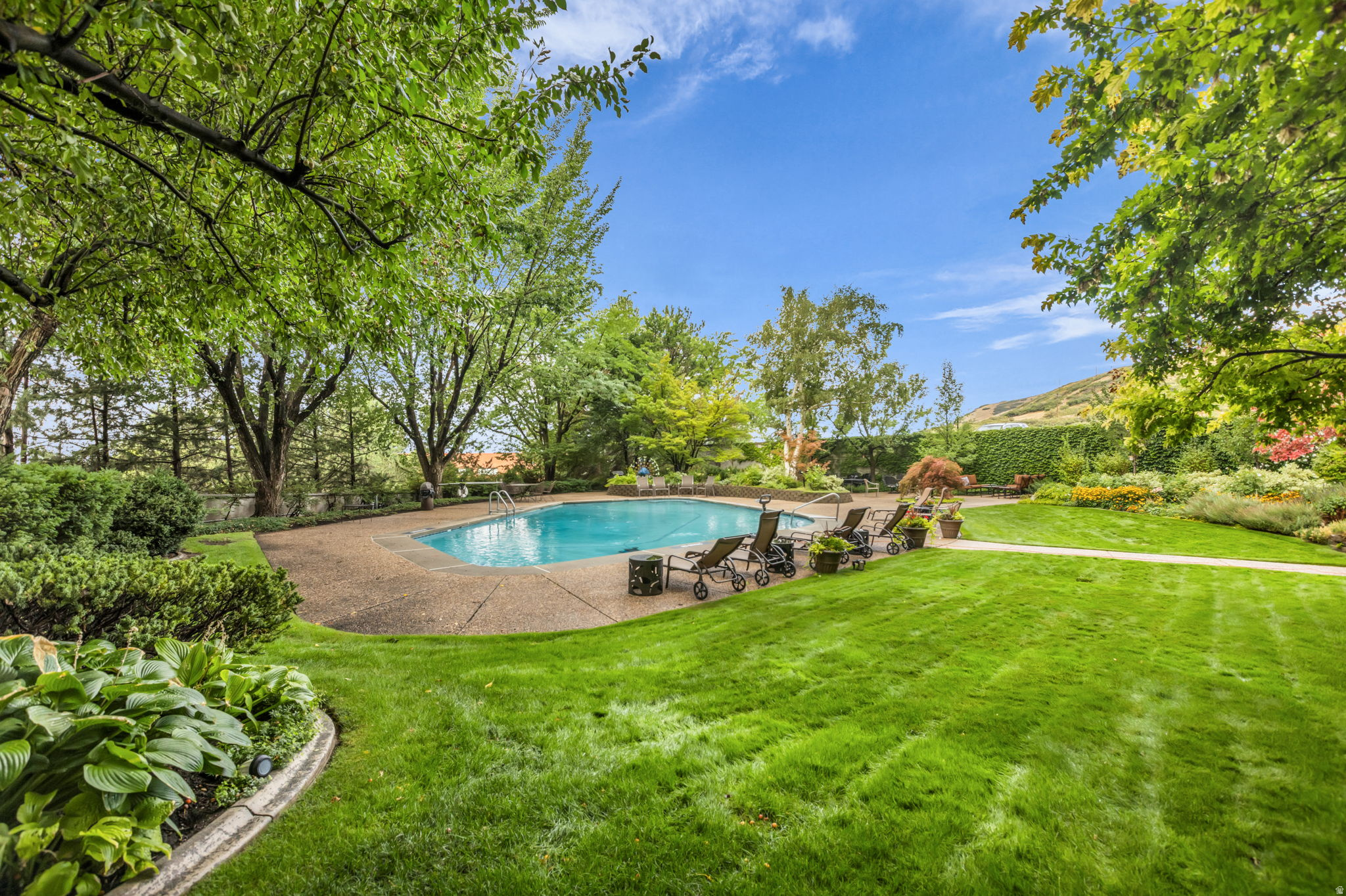 CANYON CREST - Residential