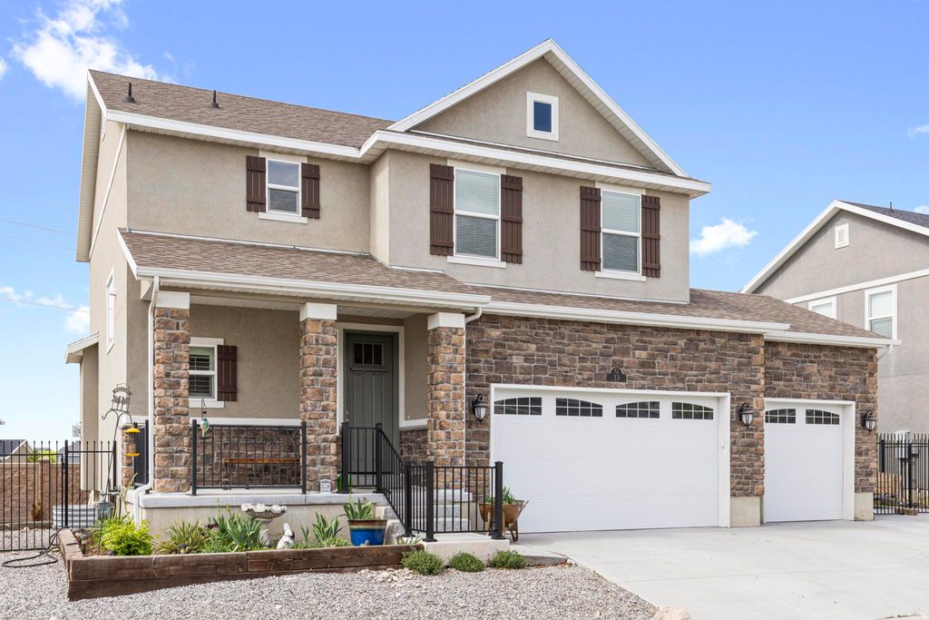 Photo of 33 E DELGADA LN, Stansbury Park, UT 84074 (MLS # 2140213)