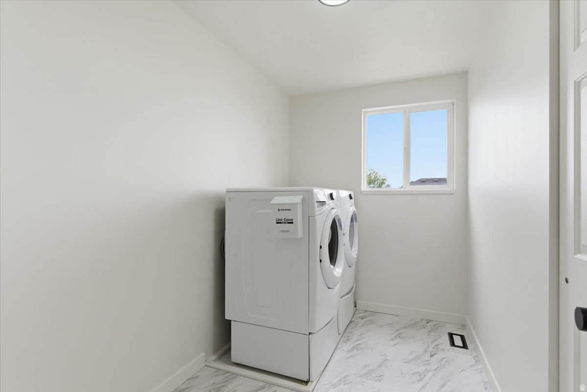 CANYON AT WALDEN HIL - Residential