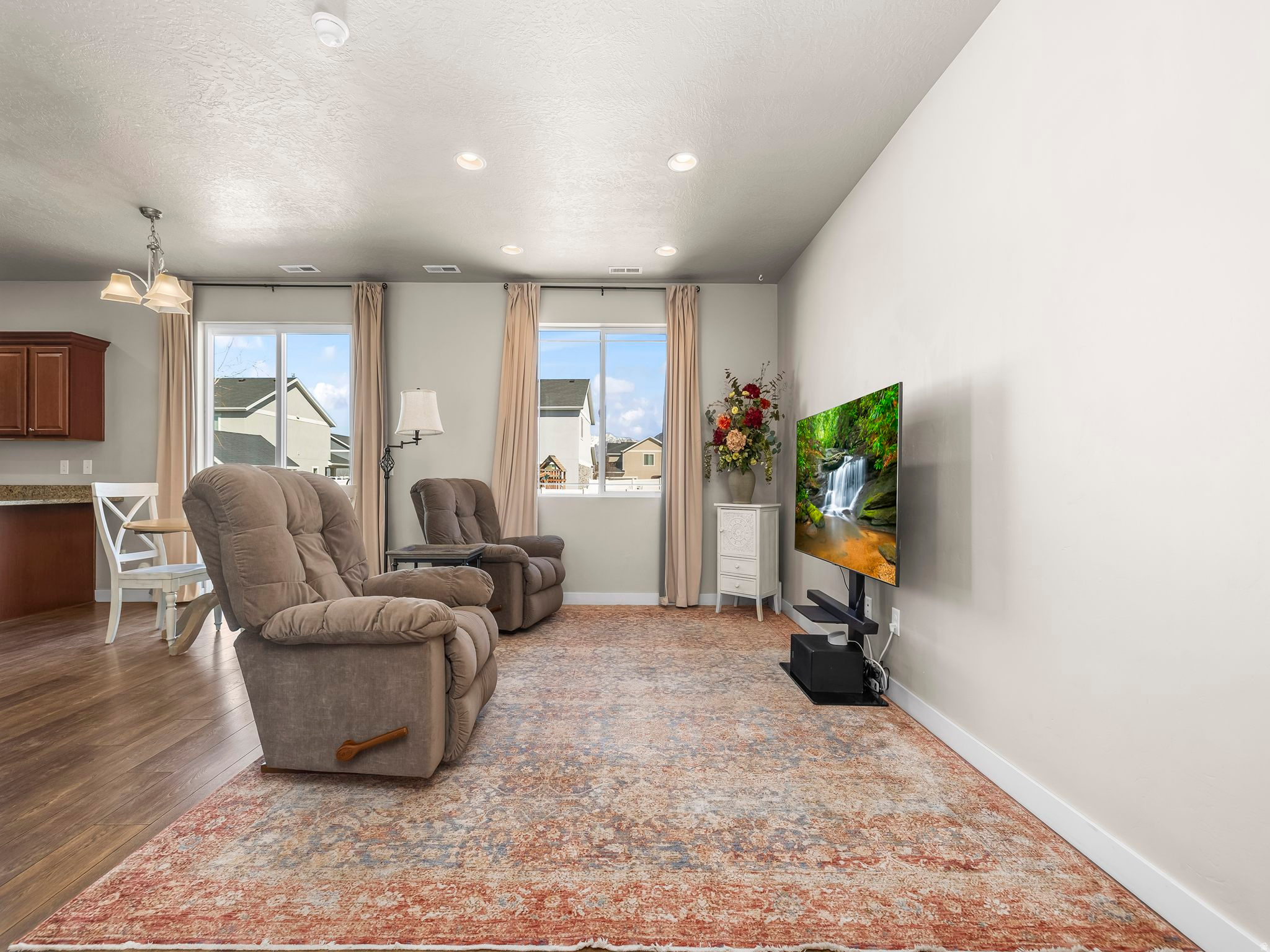 MINERS GROVE - Residential