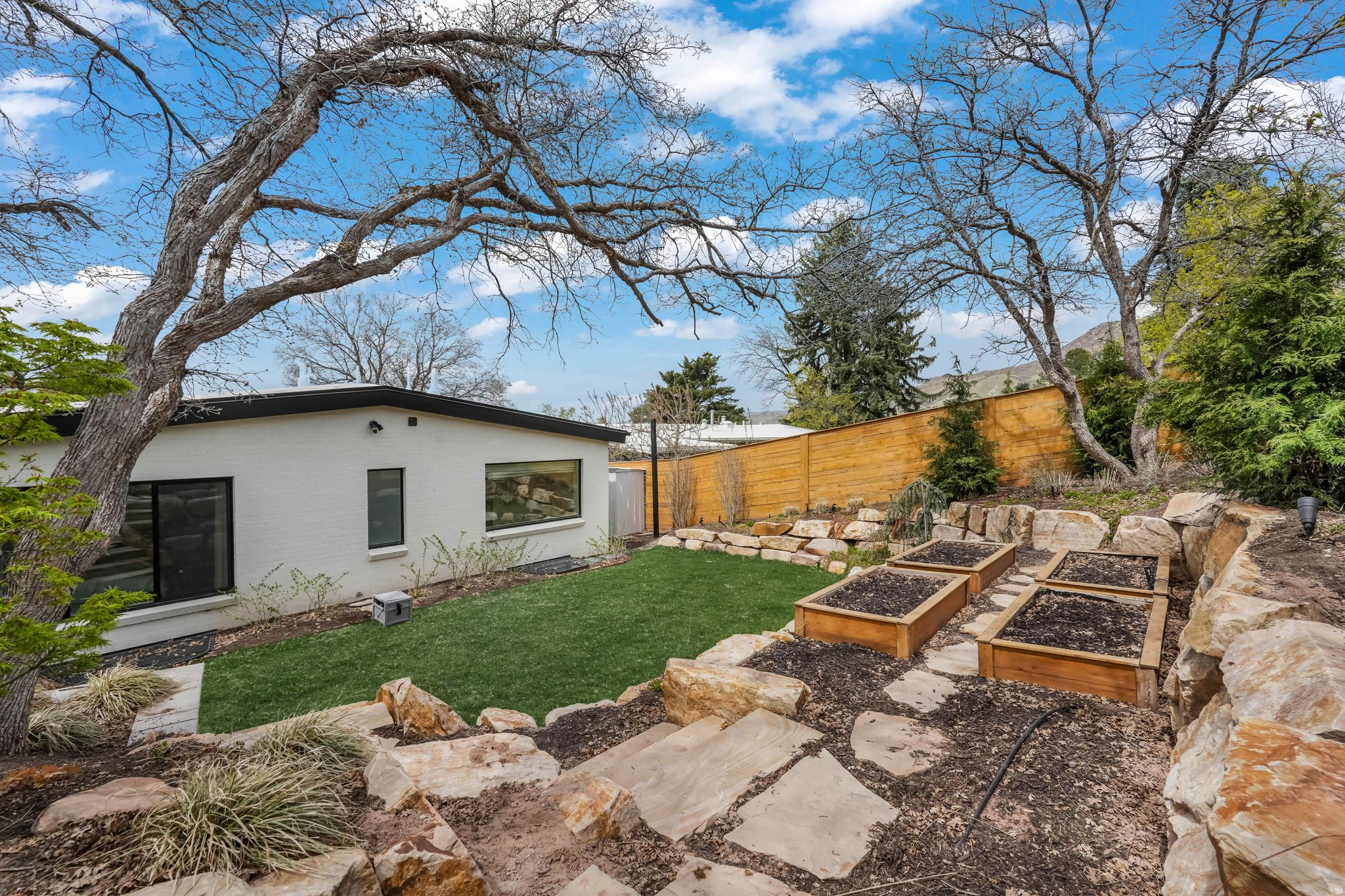 OAK HILLS PLAT F - Residential