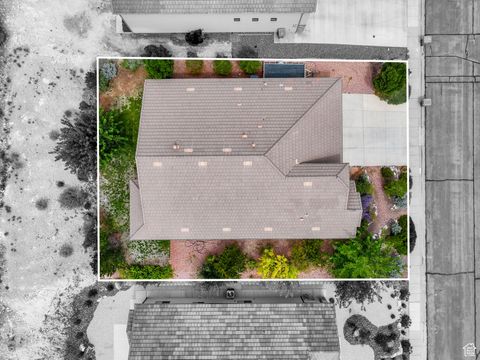 Tiny photo for 1008 S MULBERRY DR, Toquerville, UT 84774 (MLS # 2109141)