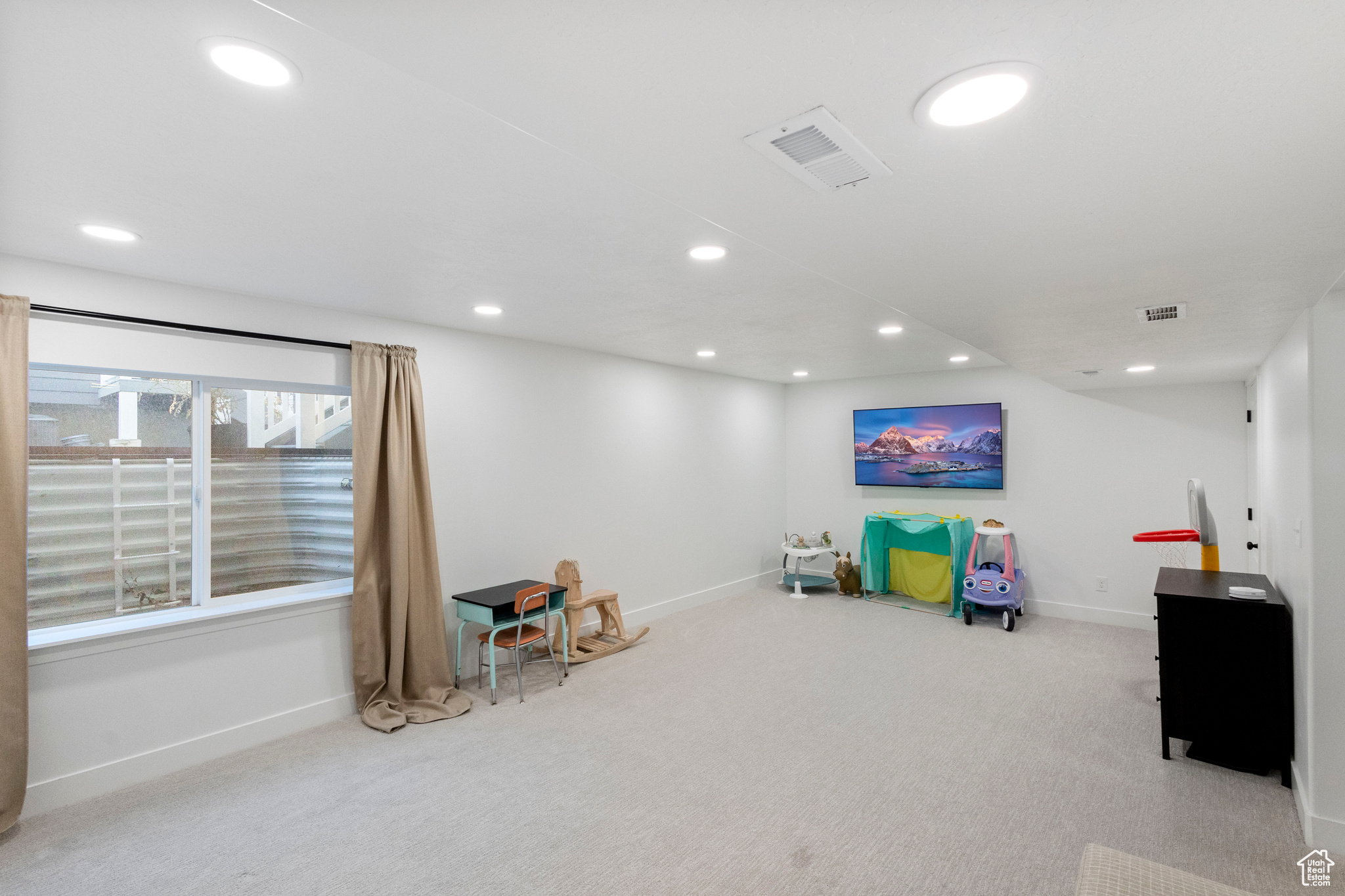 WILLOW POINT - Residential