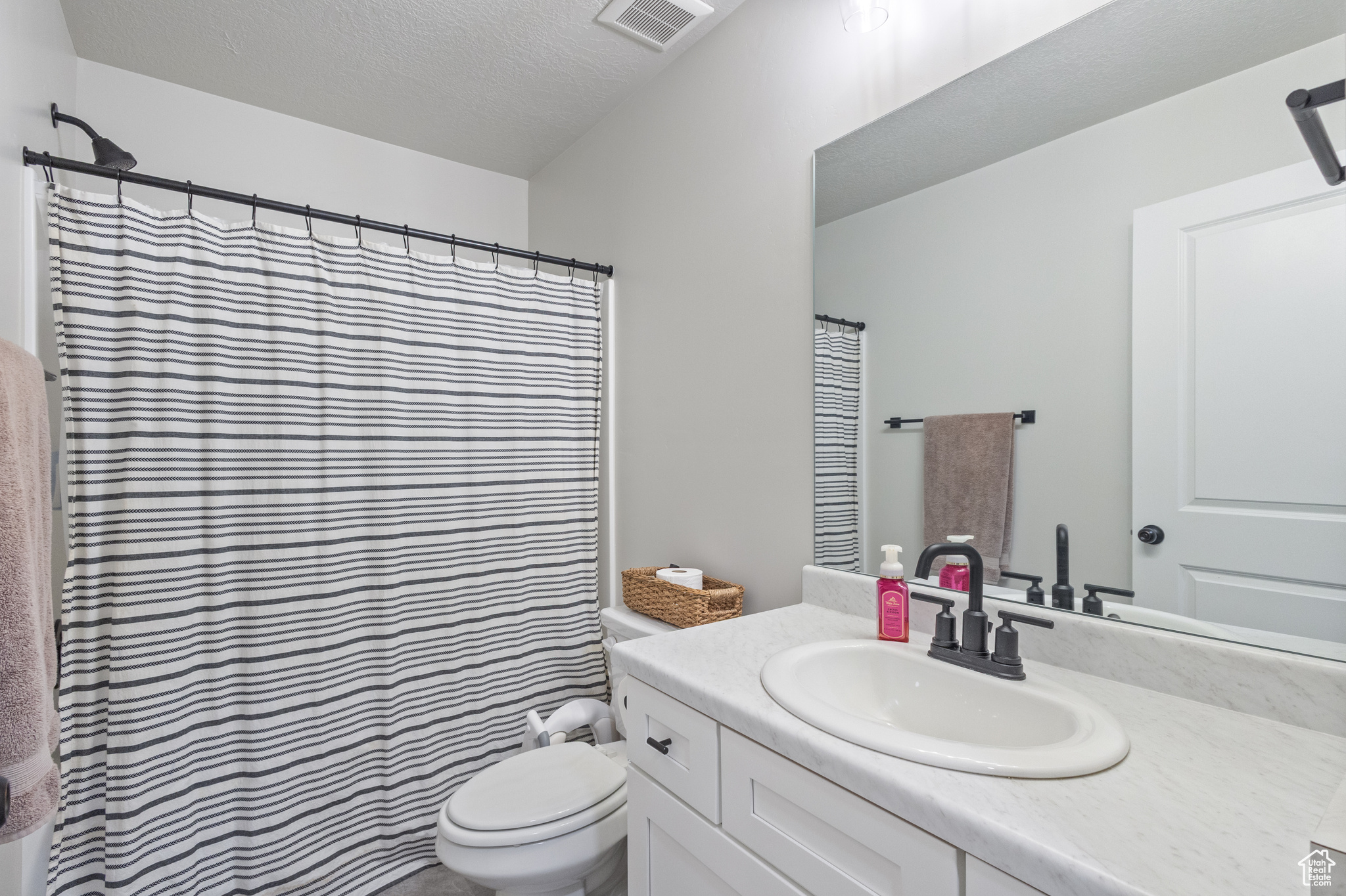 WILLOW POINT - Residential