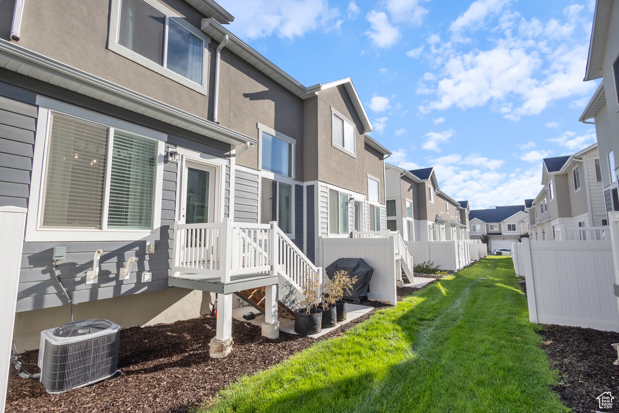 WILLOW POINT - Residential