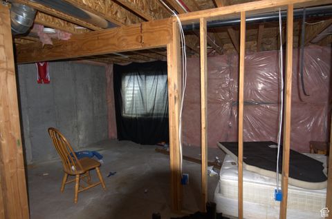 Tiny photo for 831 N GLEN EAGLE CT, Tooele, UT 84074 (MLS # 2107547)