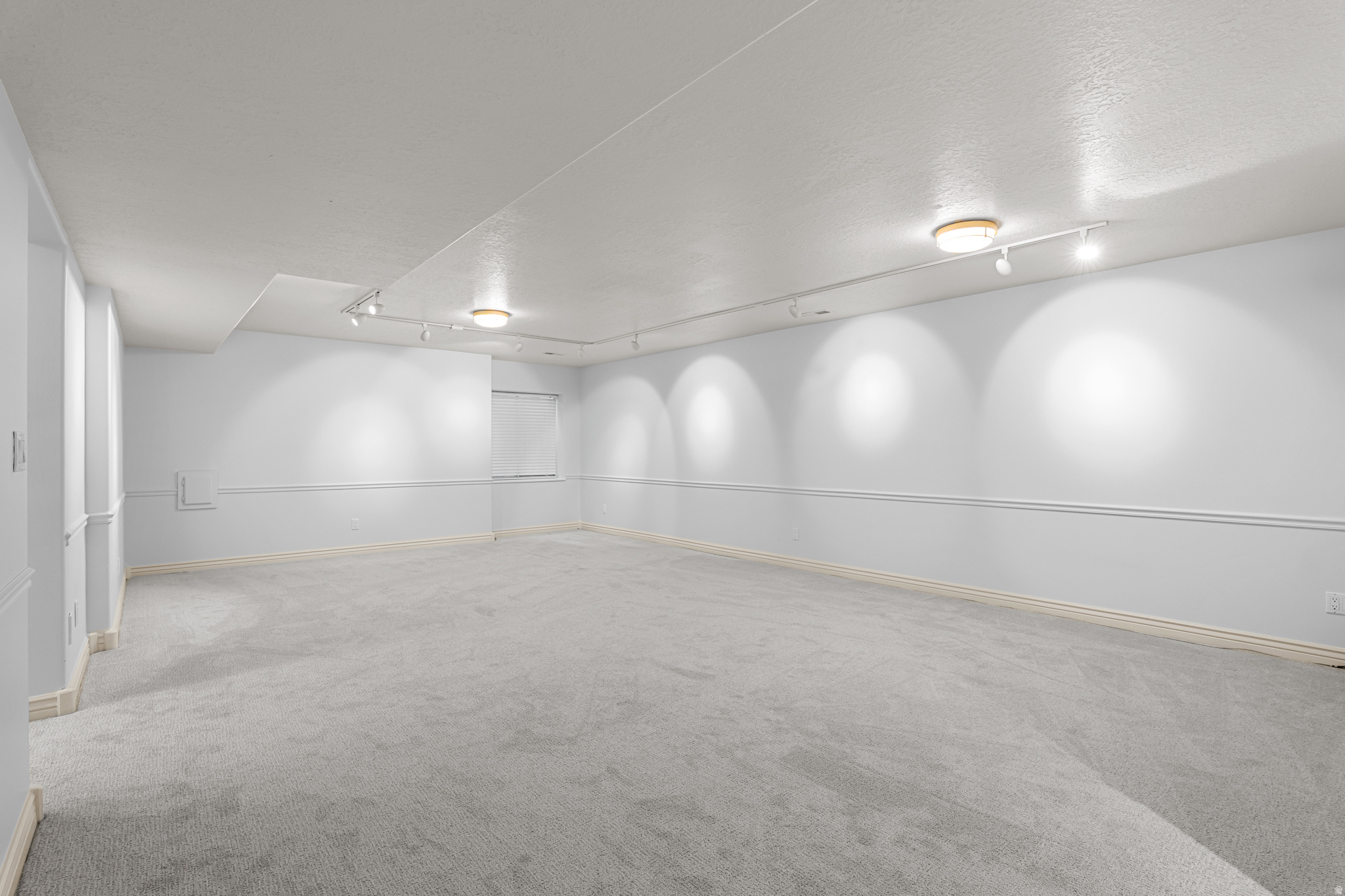 NORMANDY VILLAGE - Residential Income