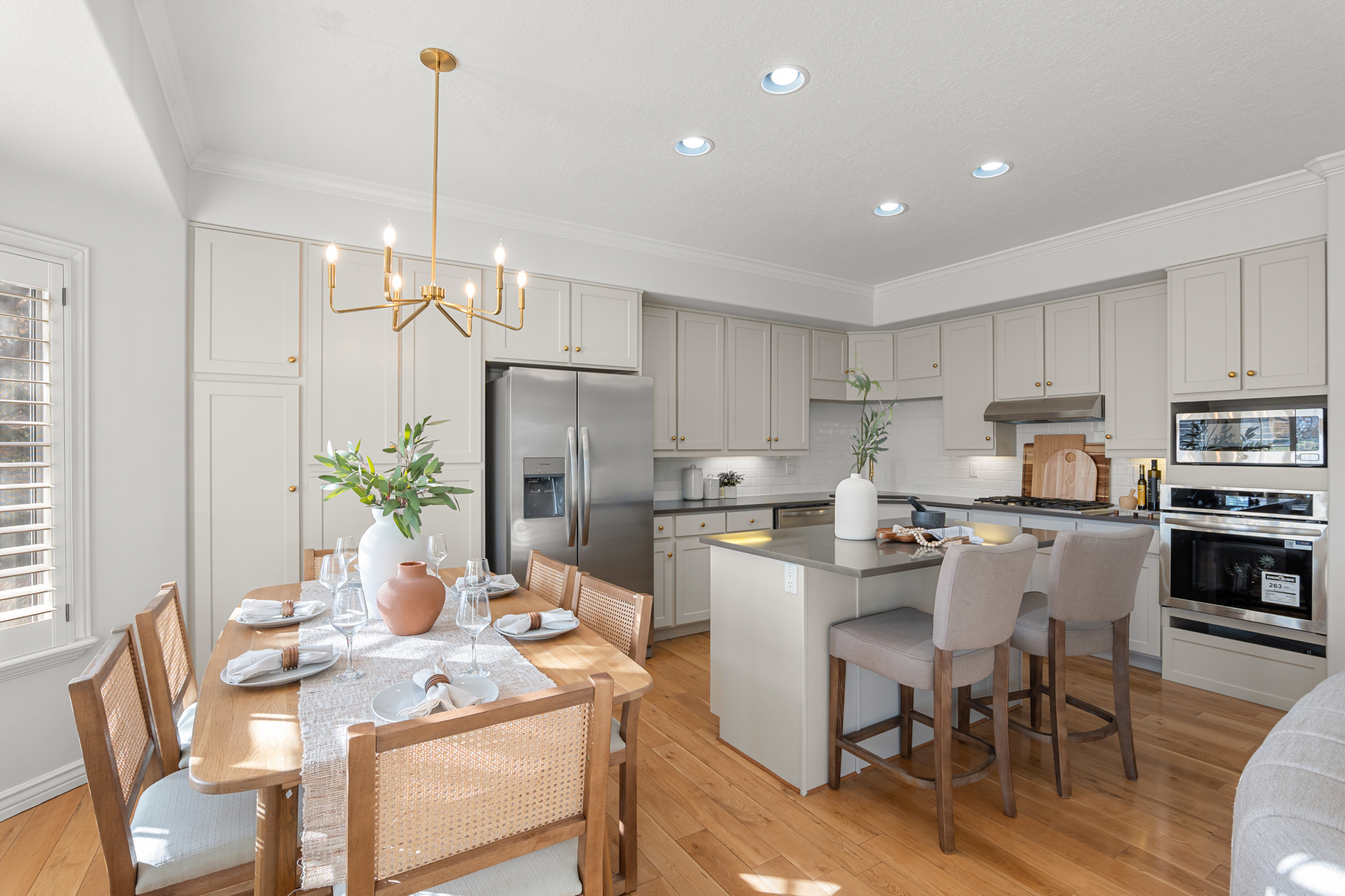 NORMANDY VILLAGE - Residential Income