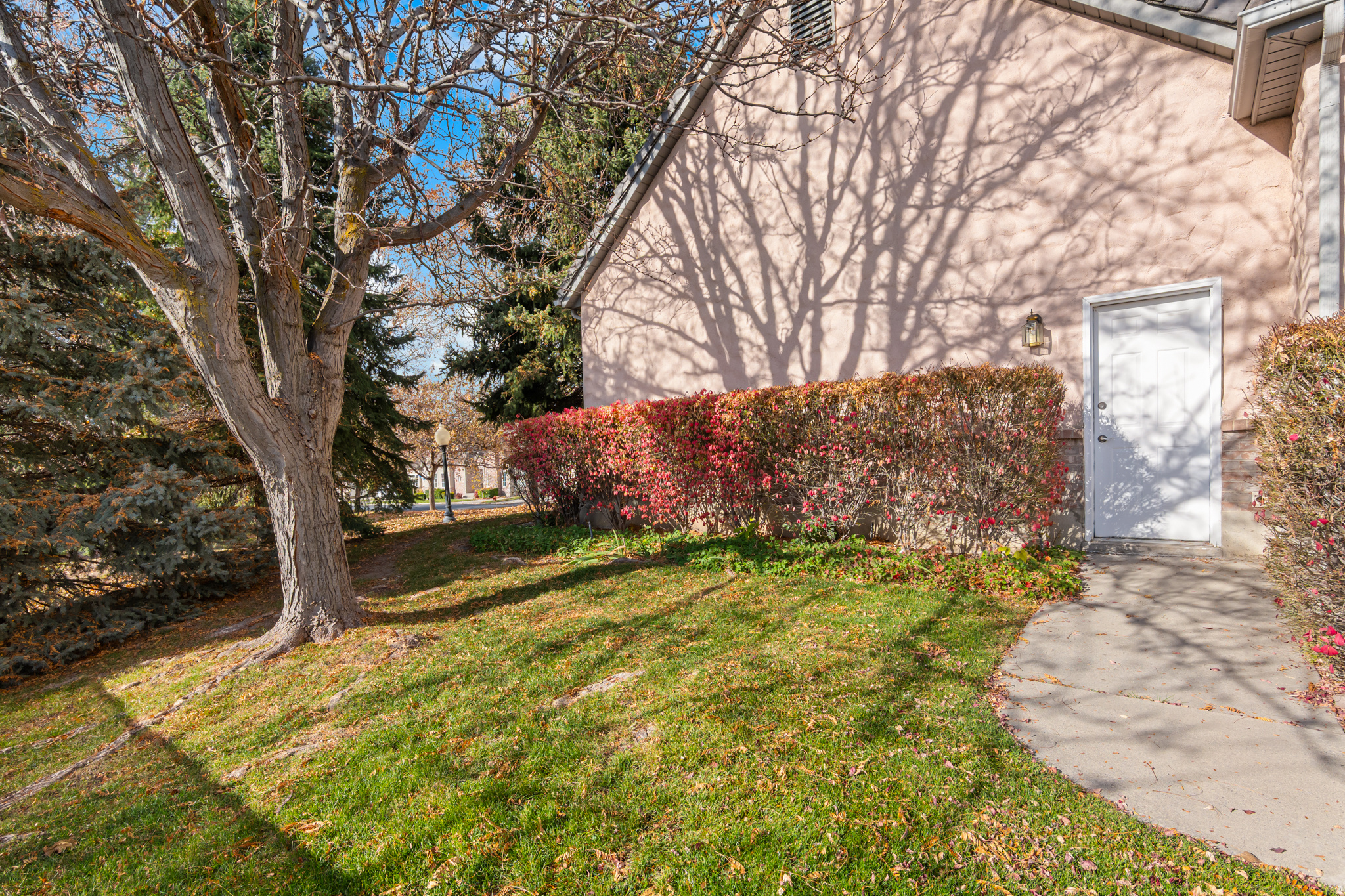 NORMANDY VILLAGE - Residential Income