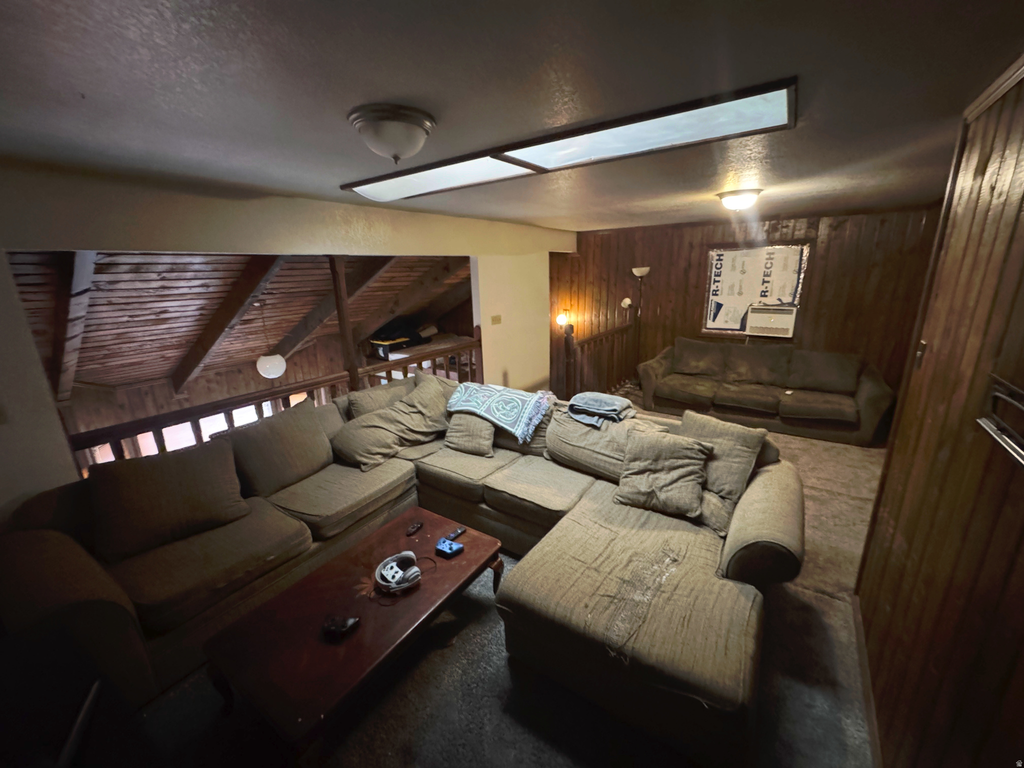 RIDGE - Residential Income