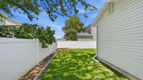 Tiny photo for 2019 N 2195 W, Clinton, UT 84015 (MLS # 2164475)