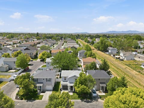Tiny photo for 2019 N 2195 W, Clinton, UT 84015 (MLS # 2164475)