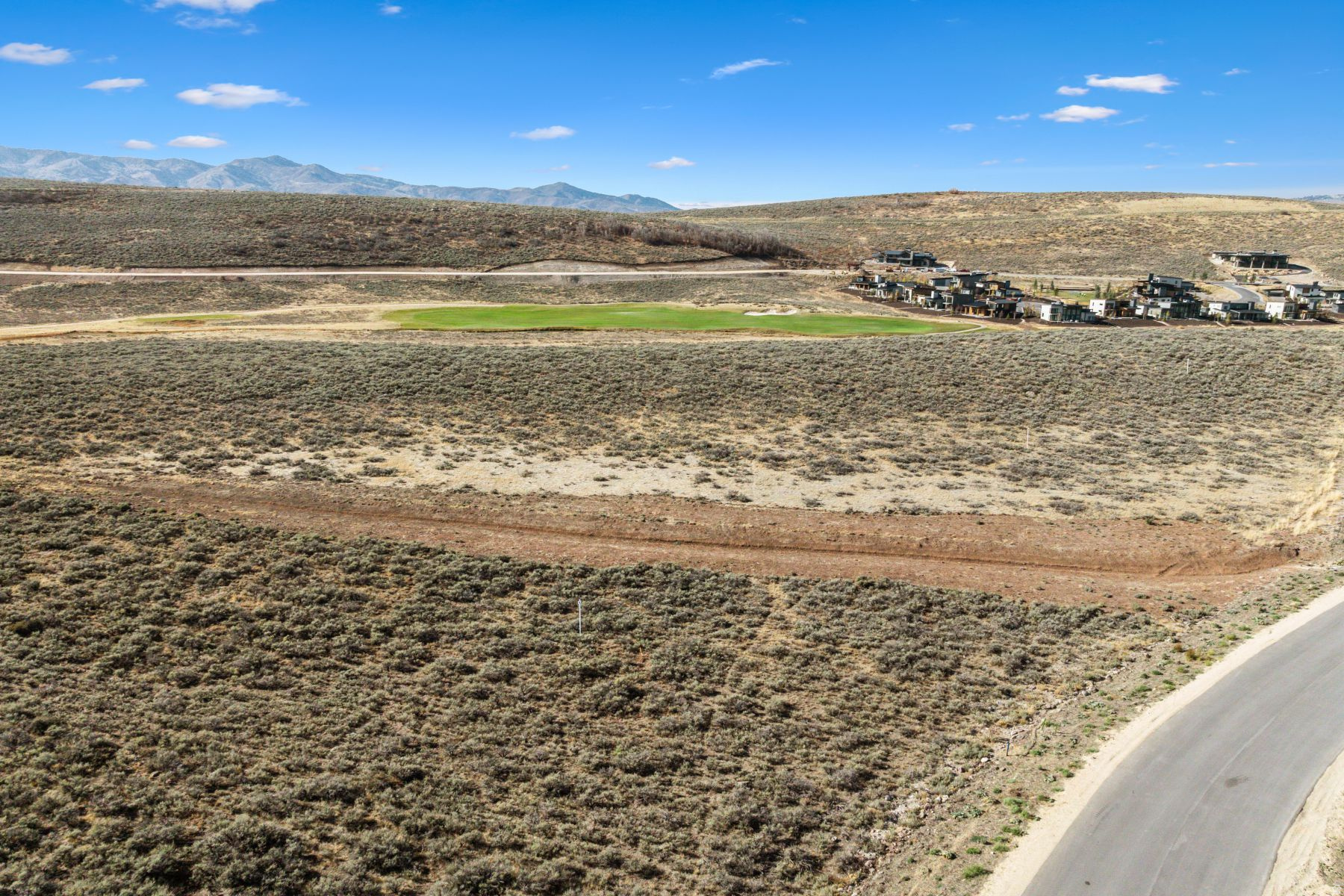 HAWKS PASS - Residential