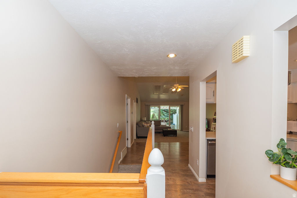 EAGLE CREST - Residential