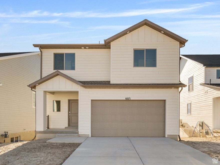 Sienna Hills - 230 - Cache. Offering rates as low as 3.99% 7/6 ARM (5.75% APR) when financing through Lennar Mortgage! READY FOR MOVE-IN! Offering 4 bedrooms, 2.5 bathrooms, family room, dining area and a kitchen that boasts white cabinets and Miami Vena quartz countertops. Also, a sliding glass door entering a deck off the main dining area and an unfinished WALKOUT basement. Upstairs is the laundry room, owner's suite, and owners suite bathroom with a large walk in closet, three more bedrooms, and one full bathroom. Square footage figures are provided as a courtesy estimate only and were obtained from builder. Buyer is advised to obtain an independent measurement.