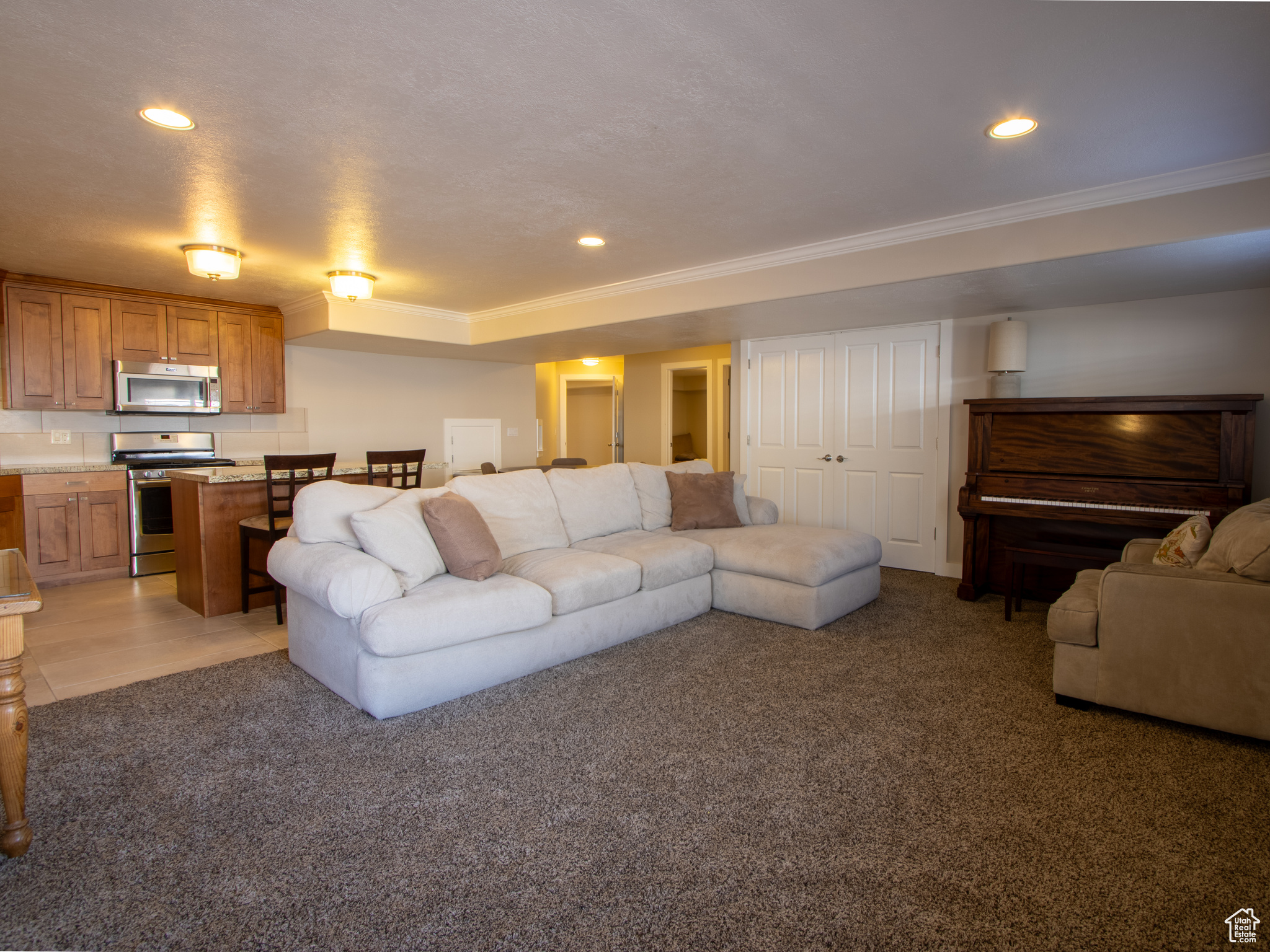 TAYLOR ACRES - Residential