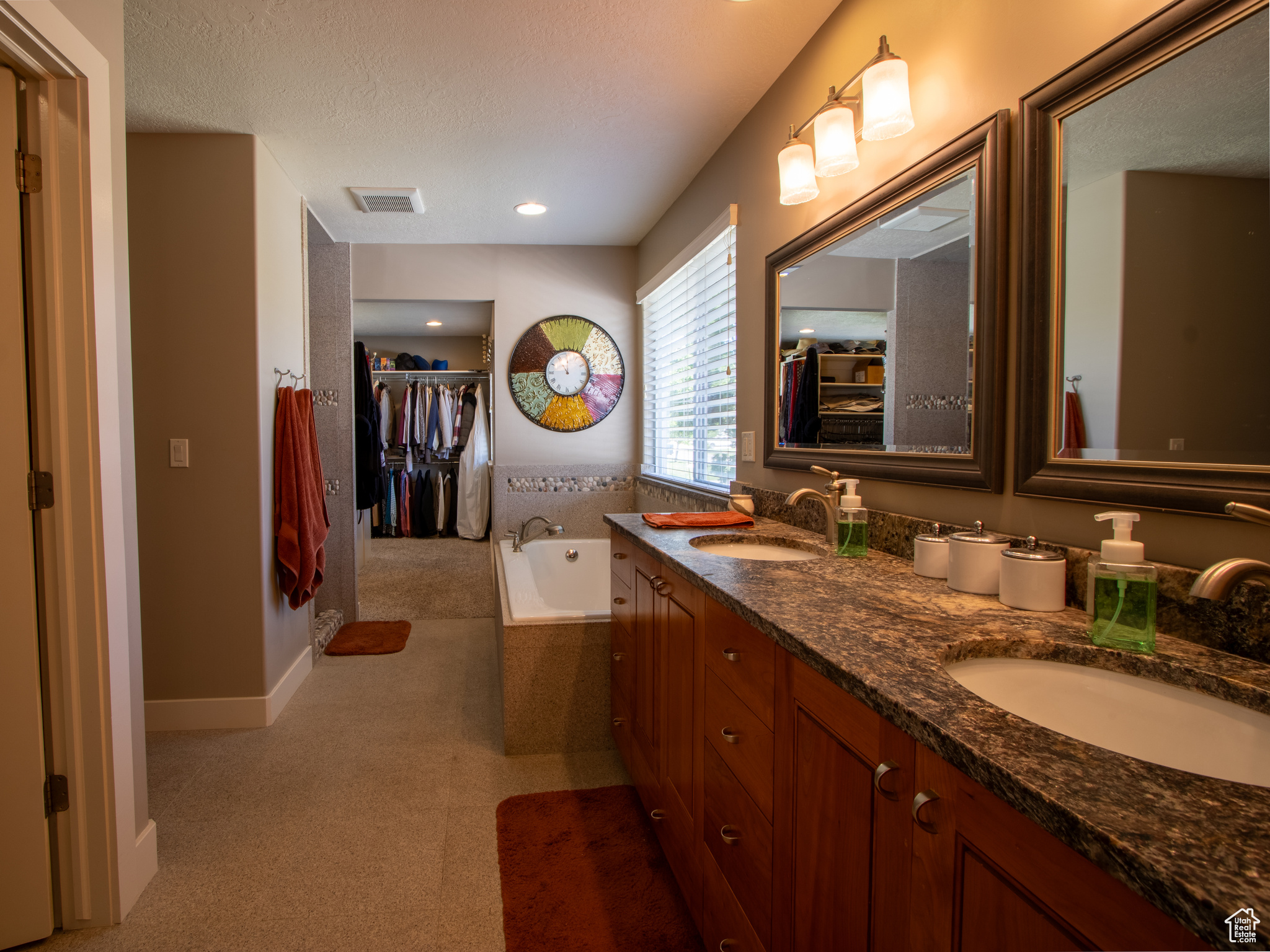 TAYLOR ACRES - Residential