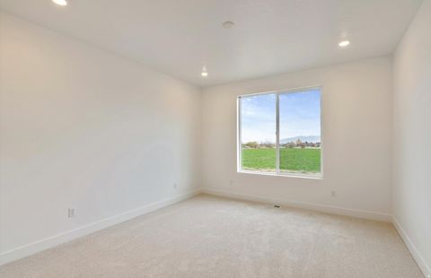 Tiny photo for 1033 E 250 S #18, Salem, UT 84653 (MLS # 2124257)