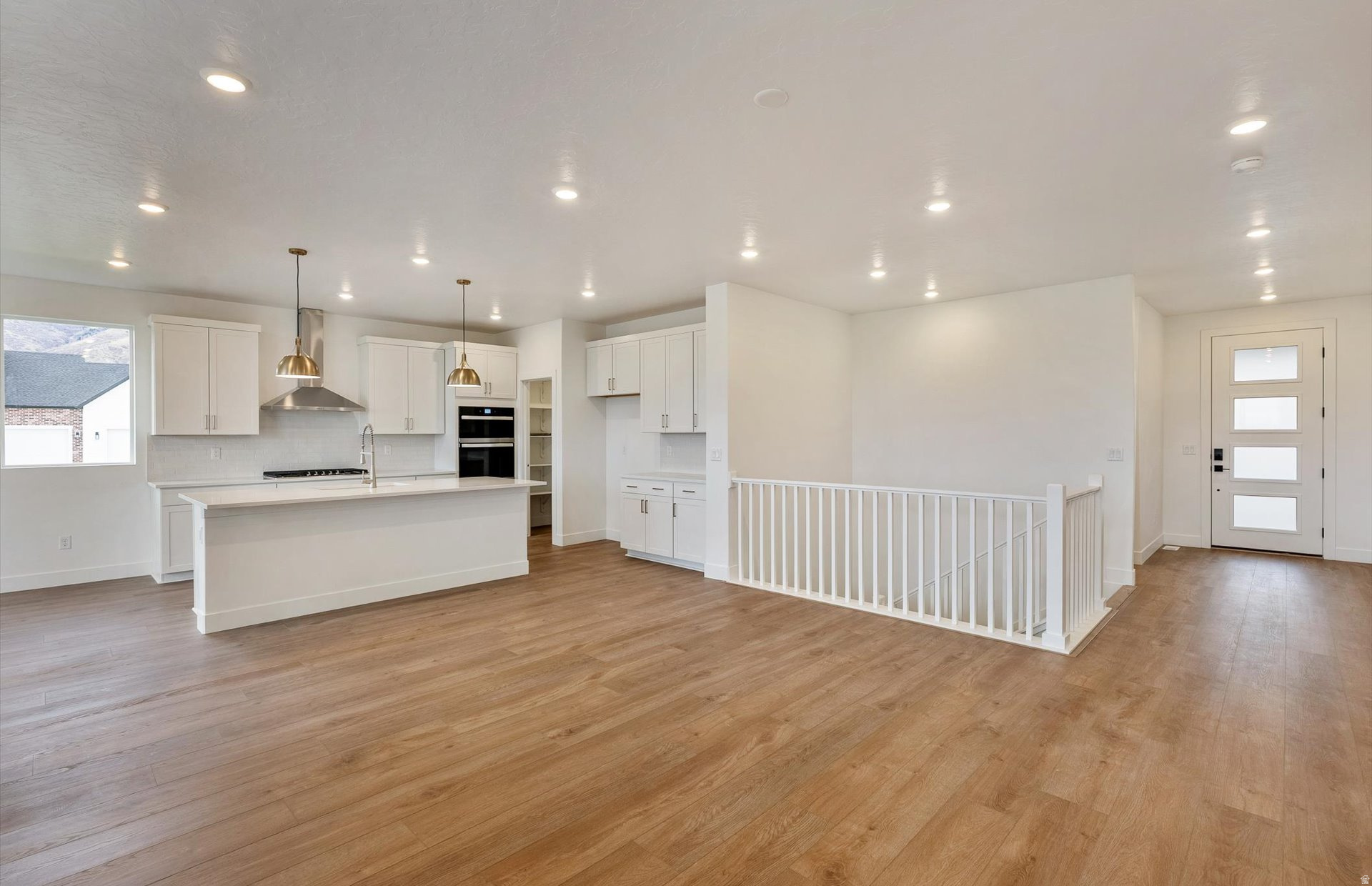 VALLEY VIEW - Residential