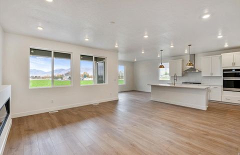 Tiny photo for 1033 E 250 S #18, Salem, UT 84653 (MLS # 2124257)