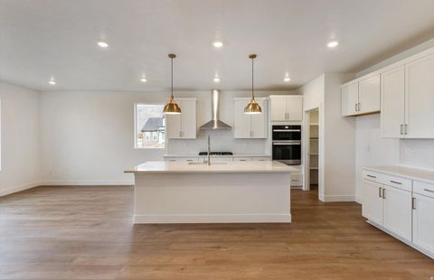 Tiny photo for 1033 E 250 S #18, Salem, UT 84653 (MLS # 2124257)