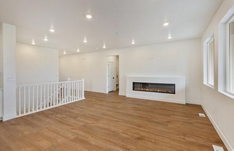 Tiny photo for 1033 E 250 S #18, Salem, UT 84653 (MLS # 2124257)