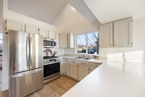 Tiny photo for 737 W 975 S, Lehi, UT 84043 (MLS # 2129484)