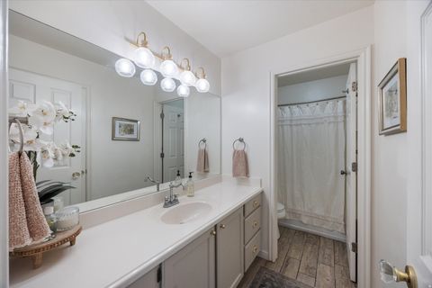 Tiny photo for 737 W 975 S, Lehi, UT 84043 (MLS # 2129484)