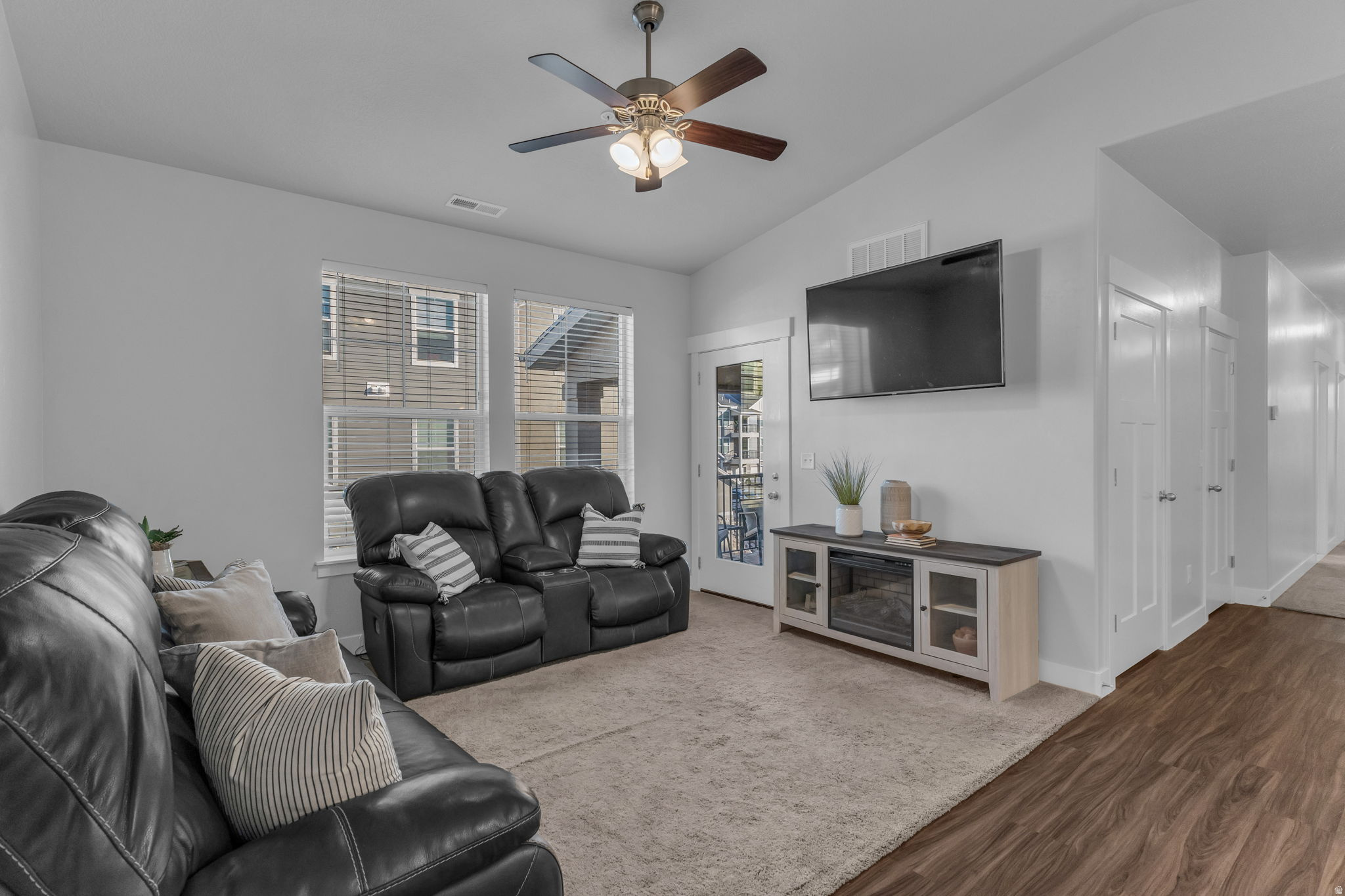 QUAILHILL - Residential