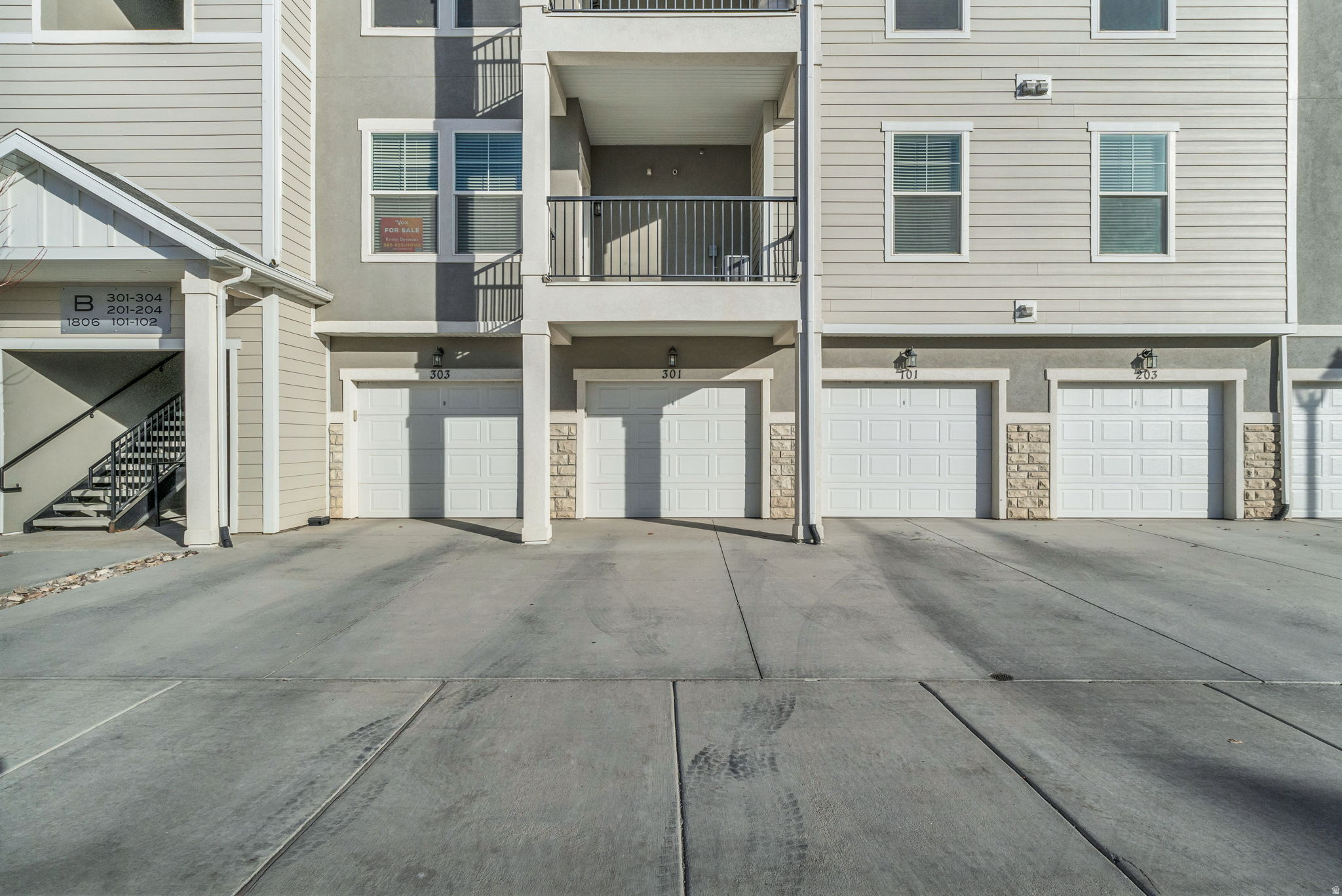 QUAILHILL - Residential