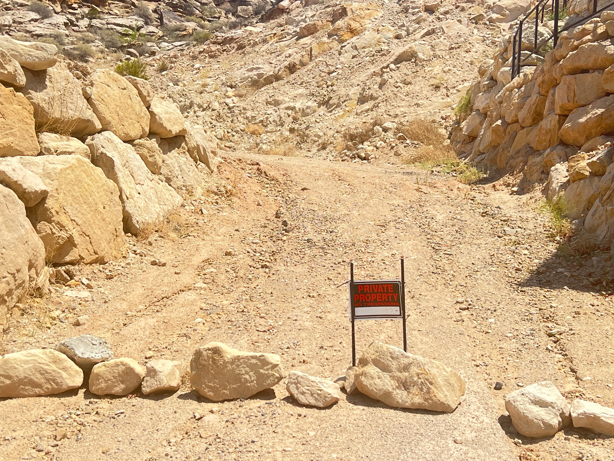 BOULDERS 4 AMD & EXT - Land